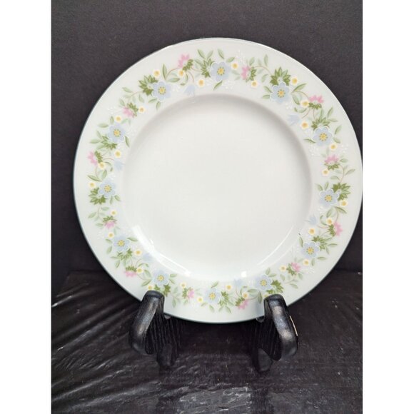Johann Haviland Forever Spring Pattern 2 Teacups and Saucers 1 Dessert Plate - Picture 2 of 10